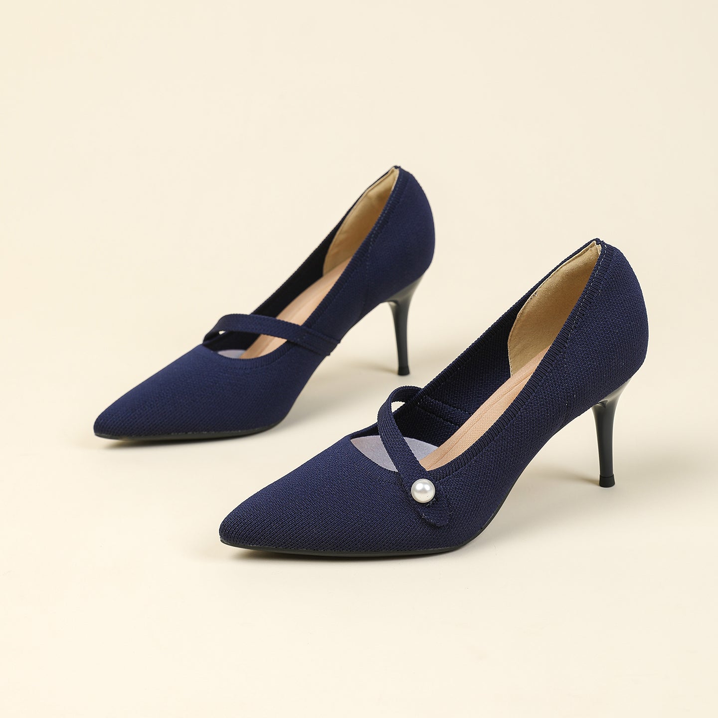 尖頭リボン付き斜めストラップパンプス 7cmヒール