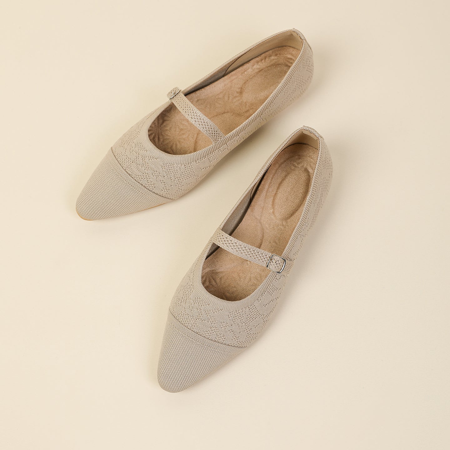 レトロニットフラットパンプス 尖頭浅口ワンストラップ