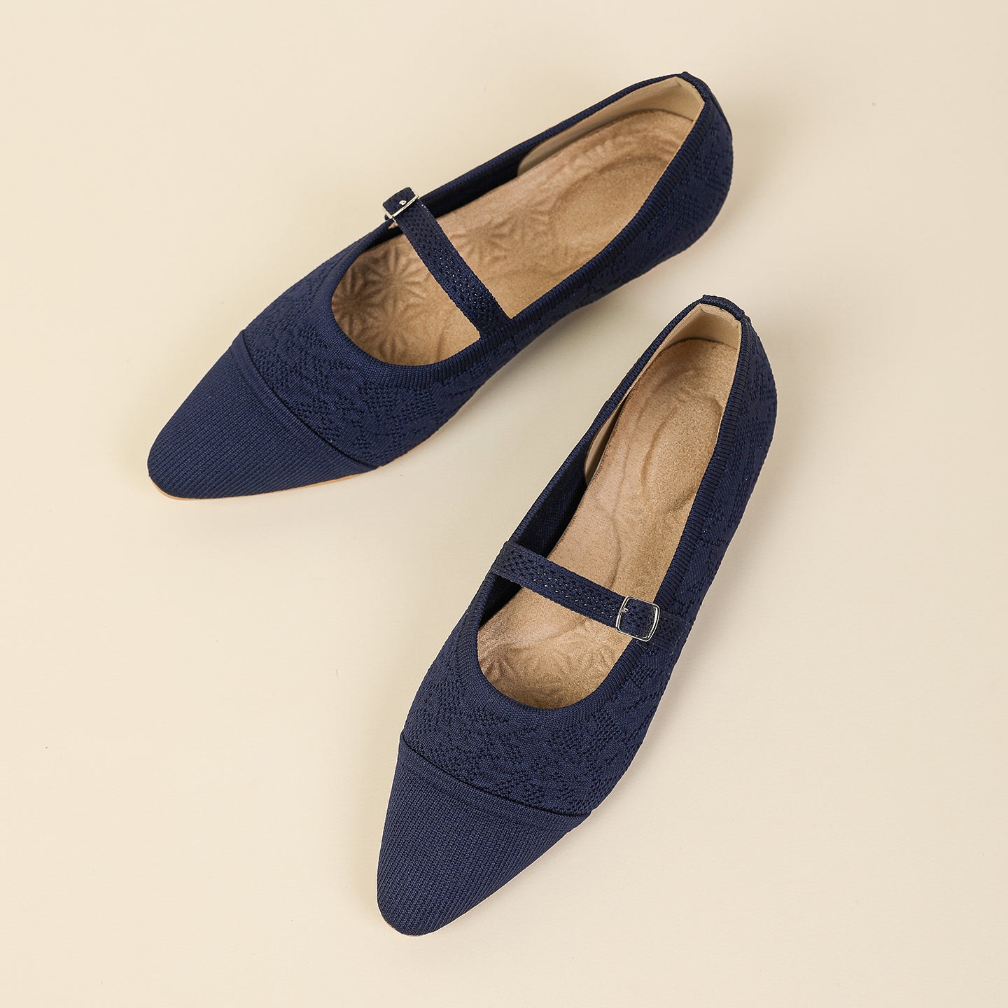 レトロニットフラットパンプス 尖頭浅口ワンストラップ