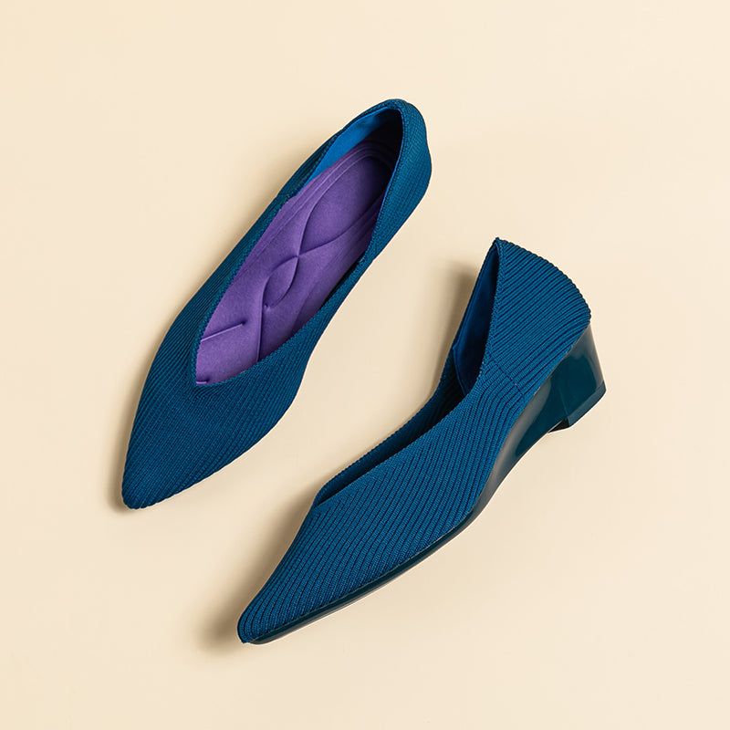 Pointed knit soft sole flat shoes