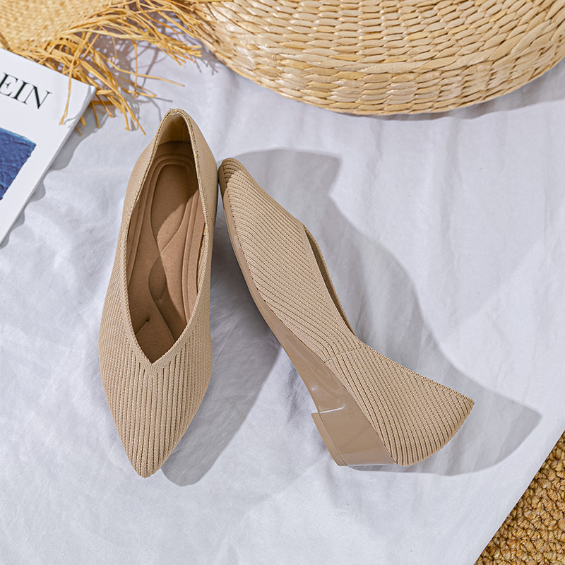 Pointed knit soft sole flat shoes