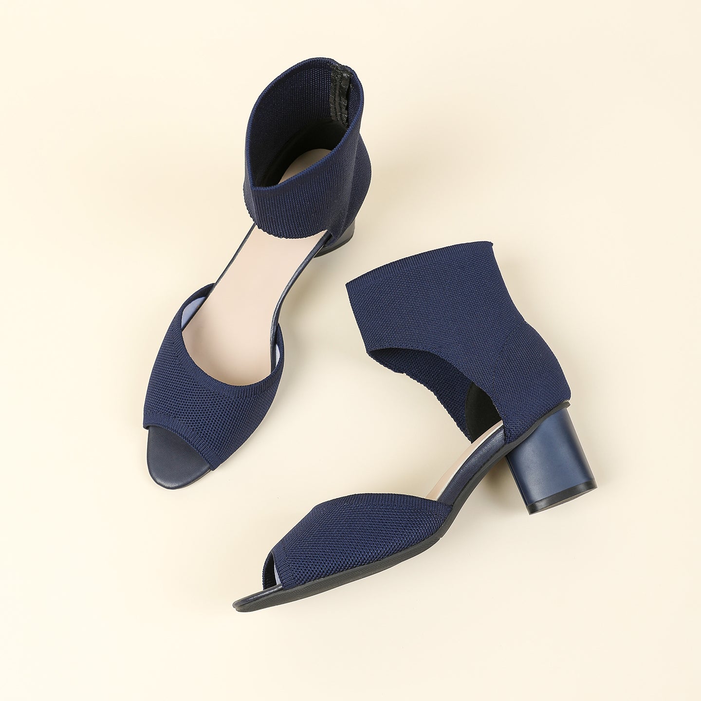 オープントゥ ポインテッドトゥ サンダル