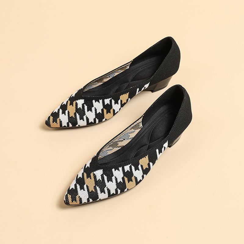 Pointed knit soft sole flat shoes