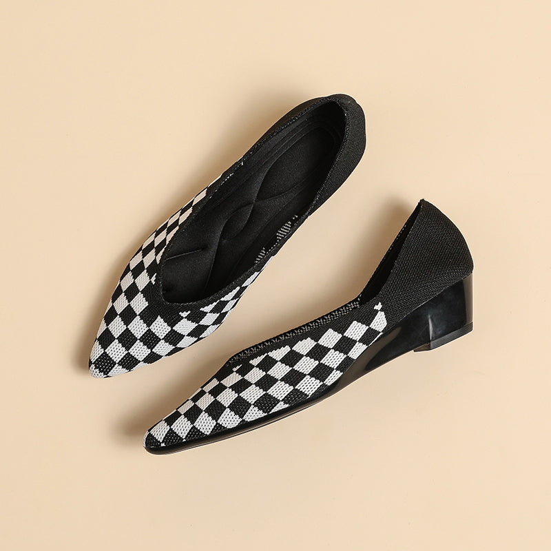 Pointed knit soft sole flat shoes