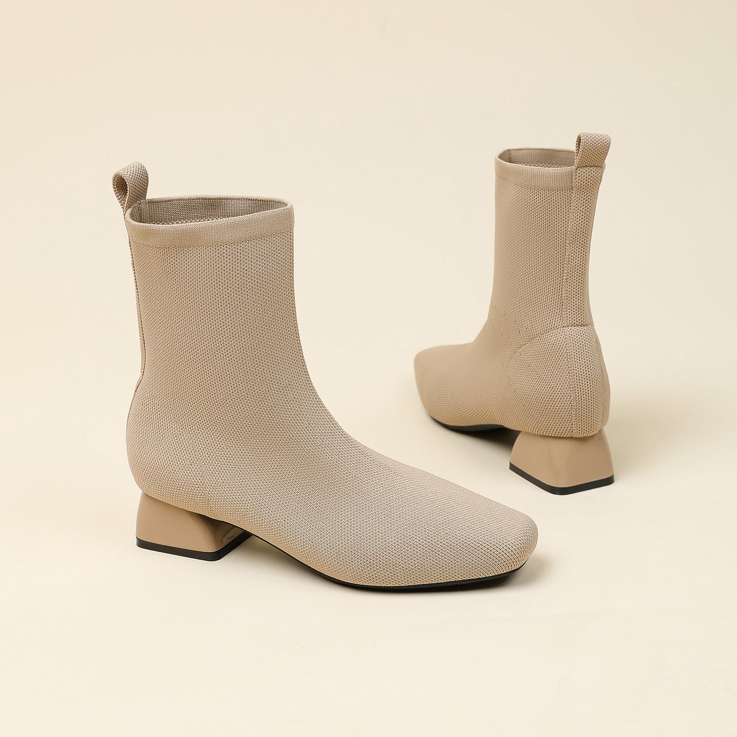 秋冬用粗ヒールショートブーツ