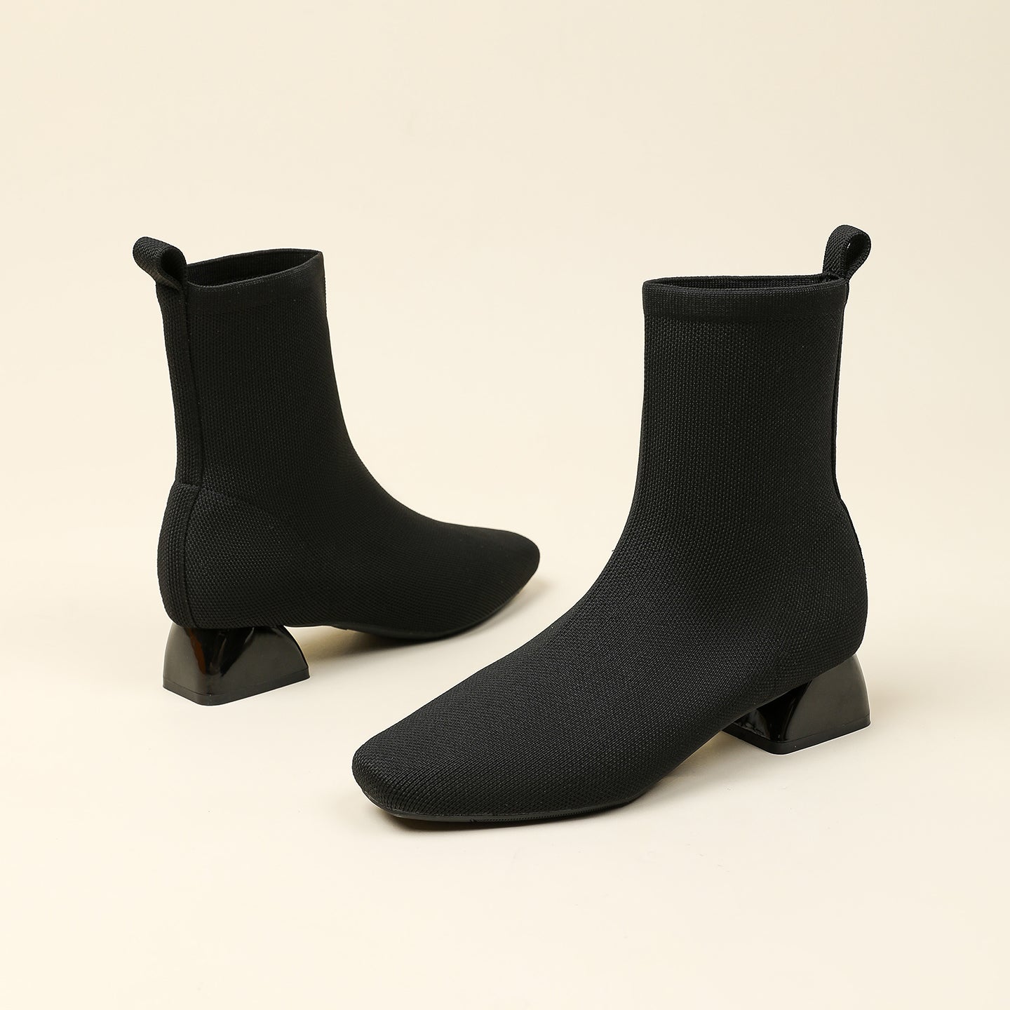 秋冬用粗ヒールショートブーツ