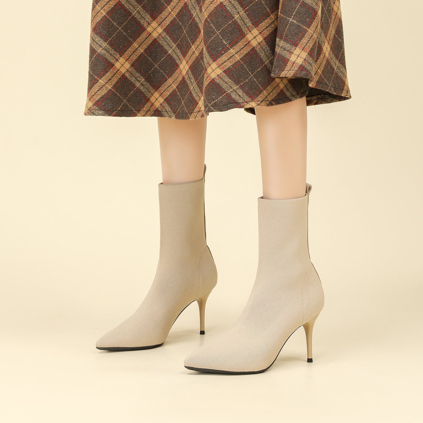 秋冬用尖頭ピンヒールショートブーツ8CM