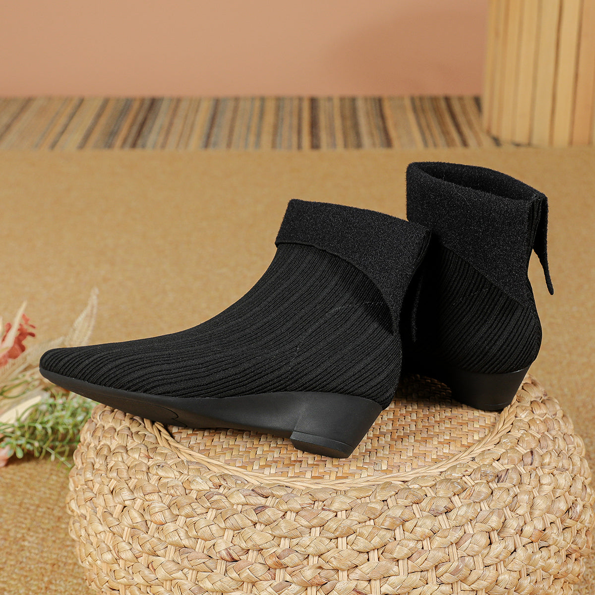 尖頭フレアカフススエード風ウェッジブーティ