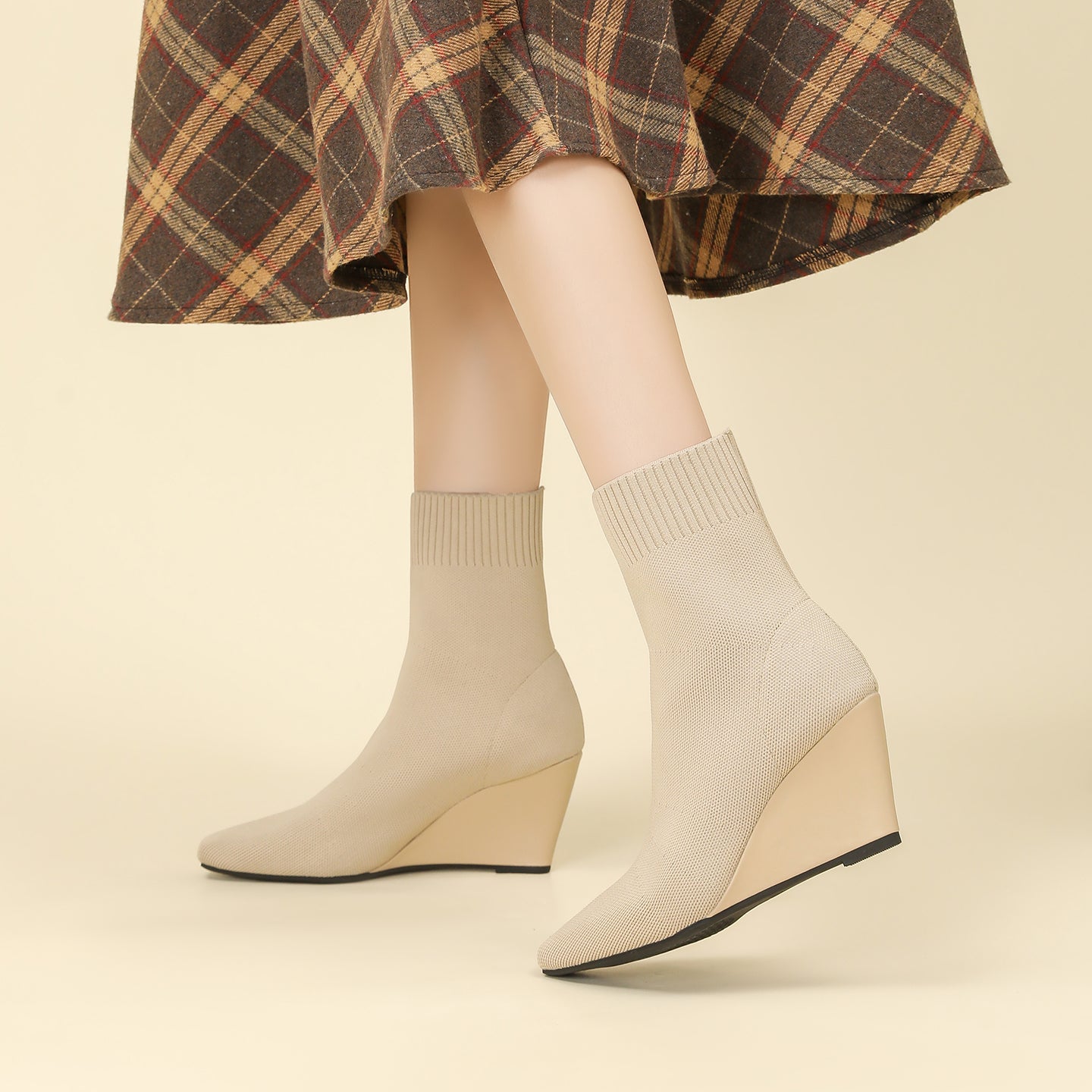 スクエアトゥウェッジショートブーツ