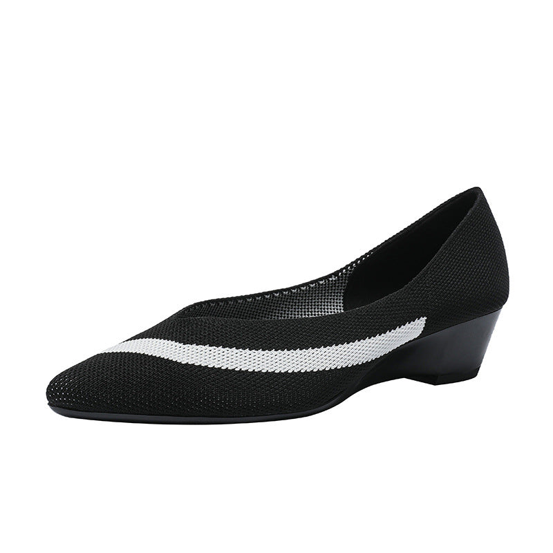 Pointed knit soft sole flat shoes