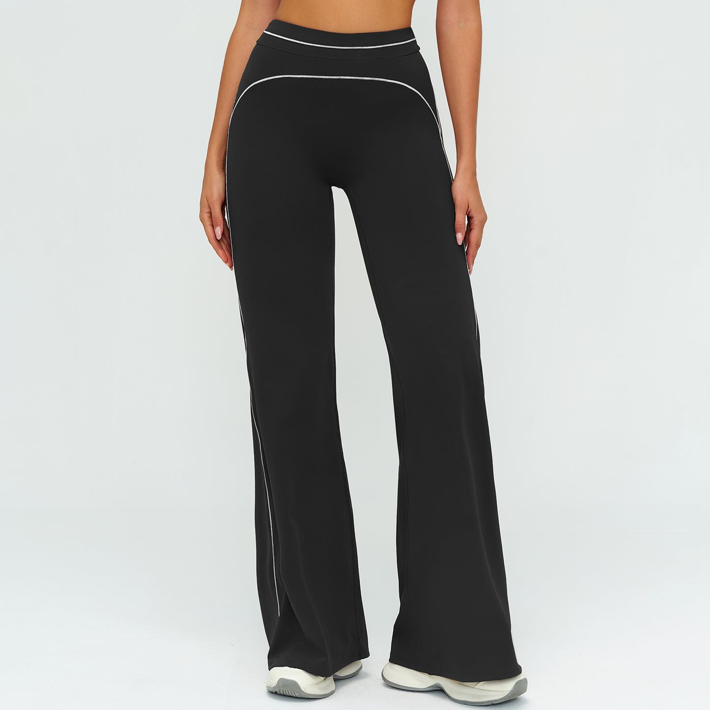 Contrast-Stitch Straight Leggings