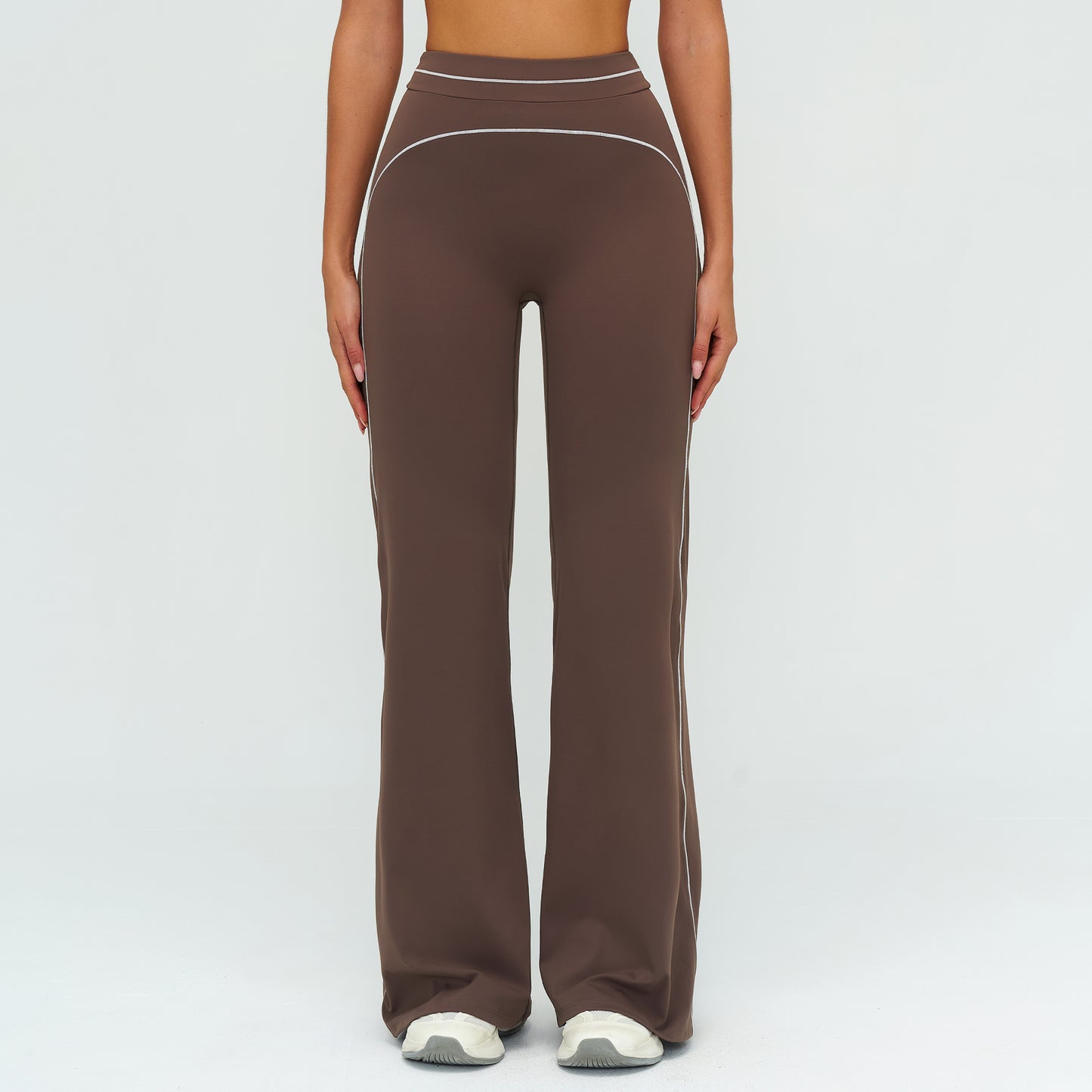 Contrast-Stitch Straight Leggings
