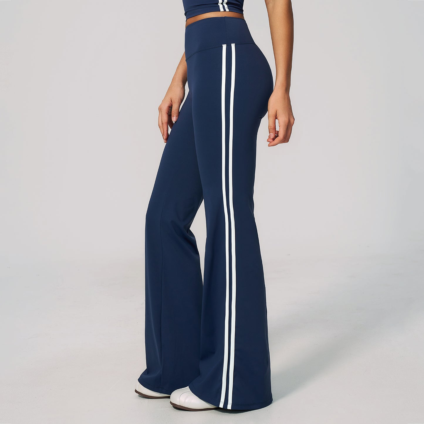 Side Stripe Sculpting Flare Leggings