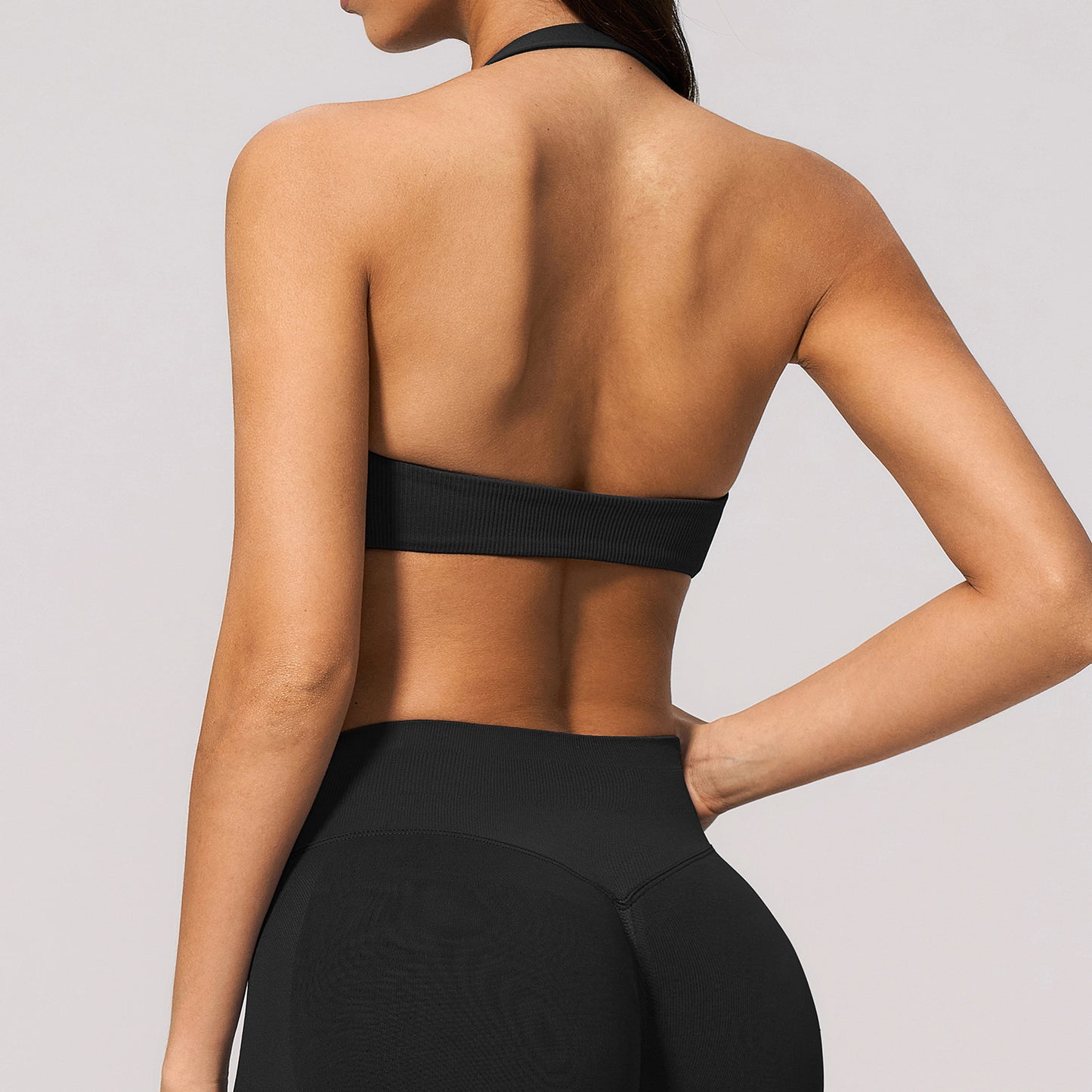 Seamless Halter Sports Bra