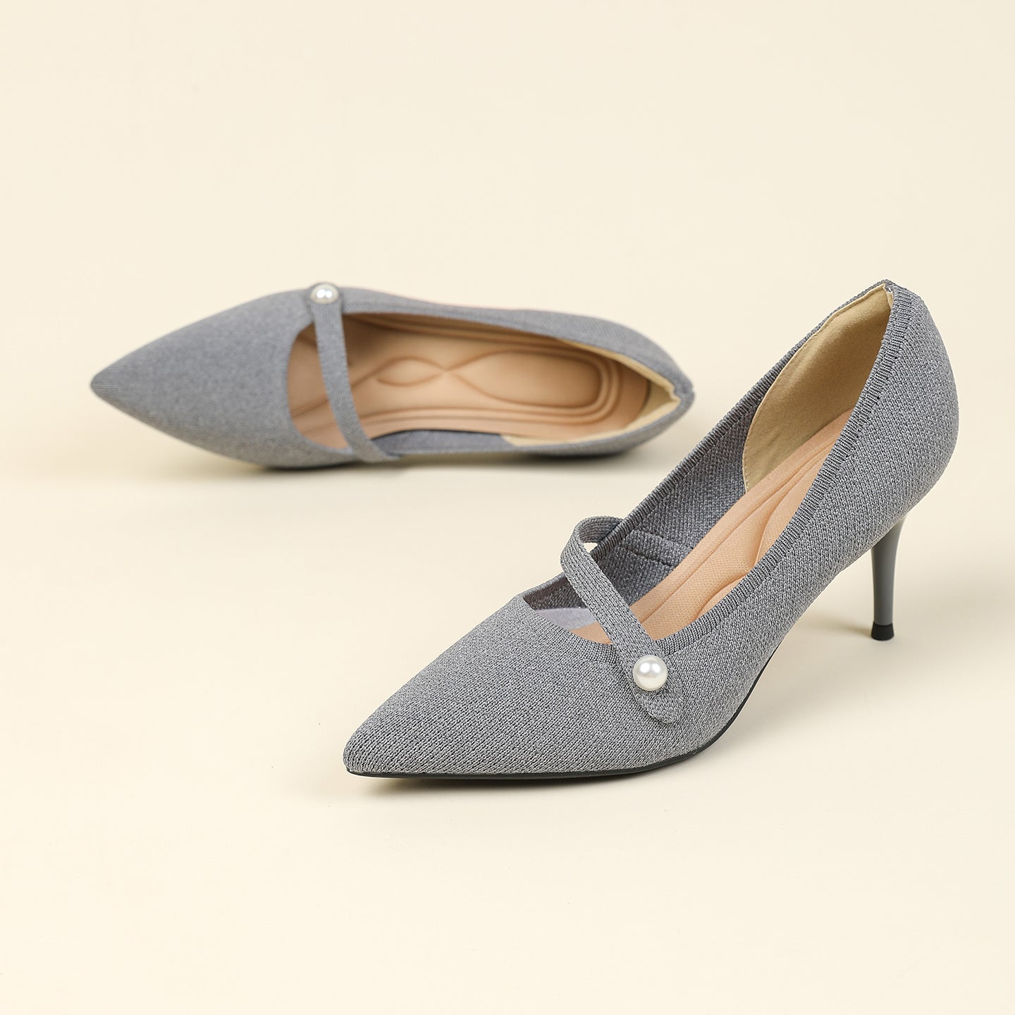 尖頭リボン付き斜めストラップパンプス 7cmヒール