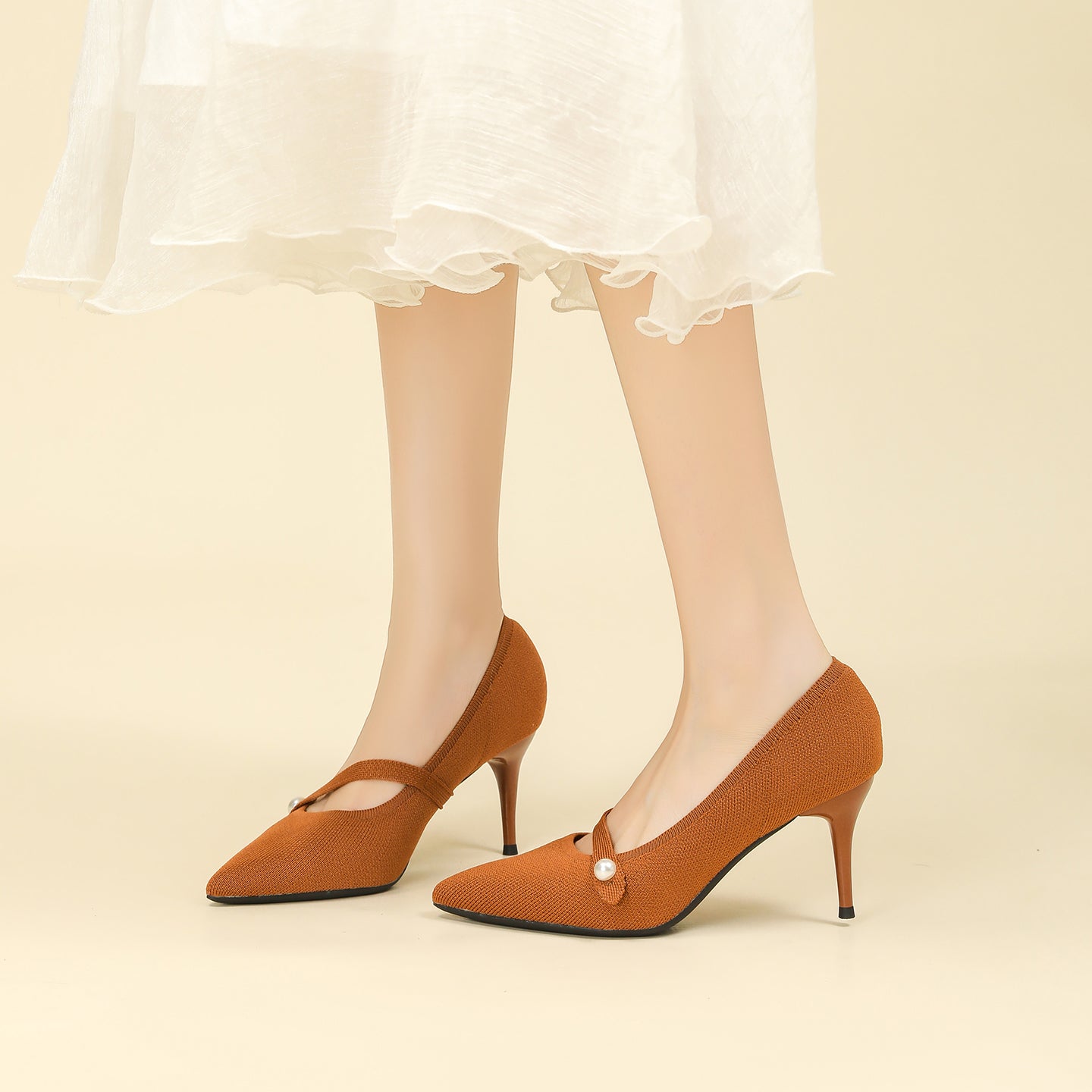 尖頭リボン付き斜めストラップパンプス 7cmヒール