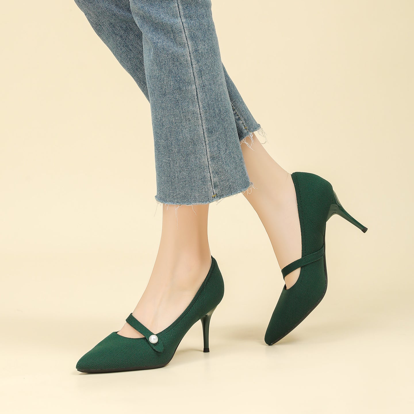 尖頭リボン付き斜めストラップパンプス 7cmヒール