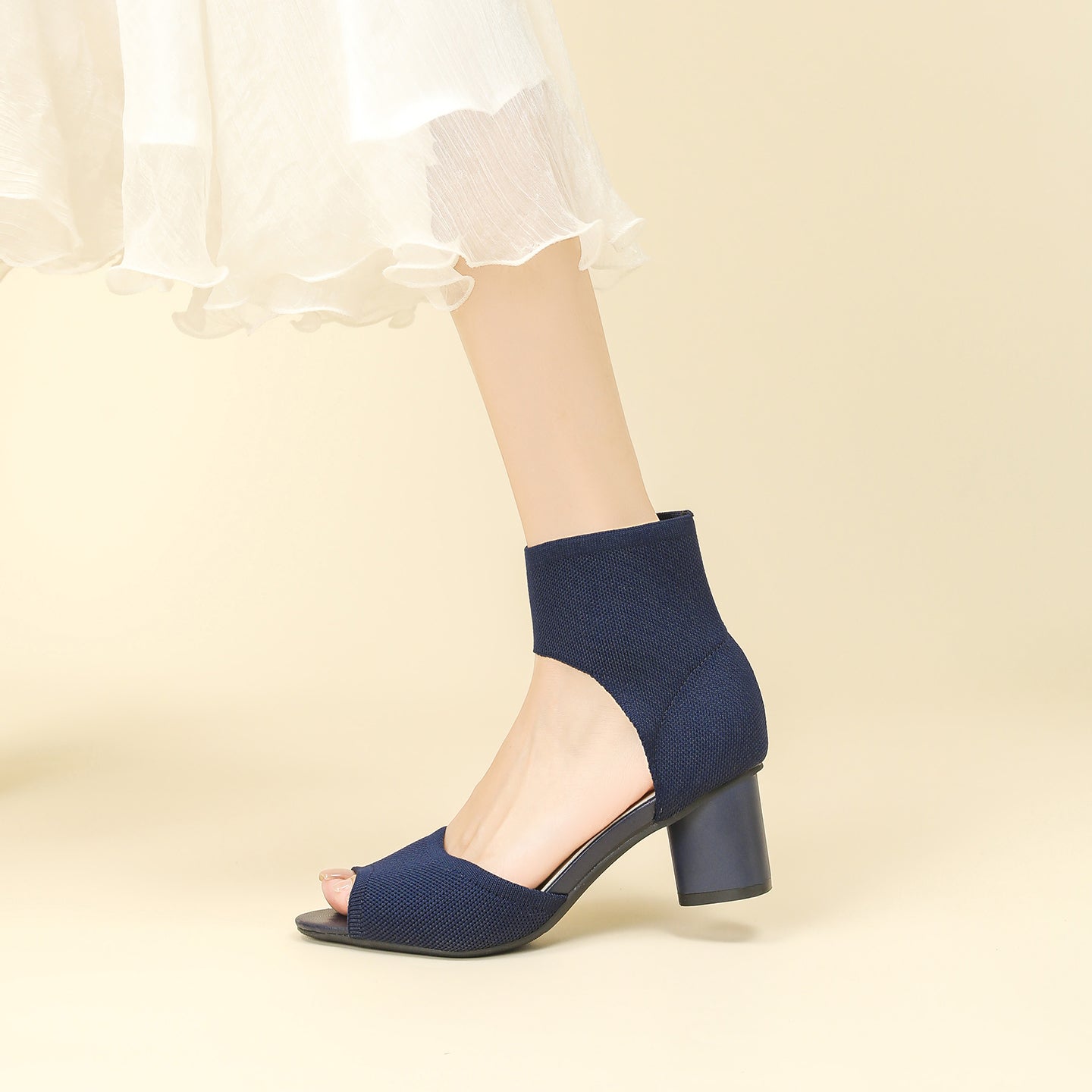 オープントゥ ポインテッドトゥ サンダル