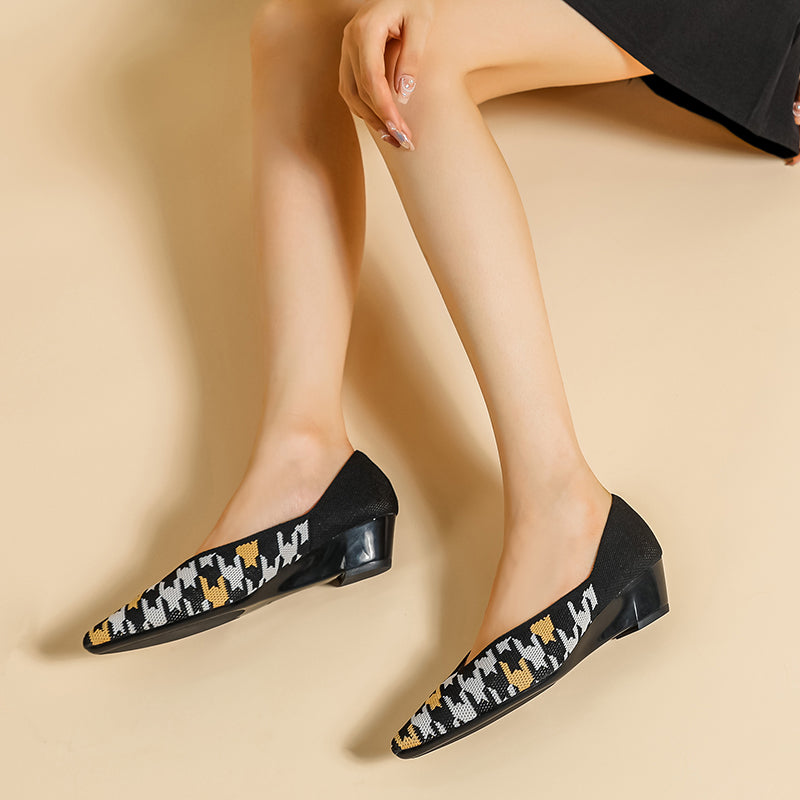 Pointed knit soft sole flat shoes