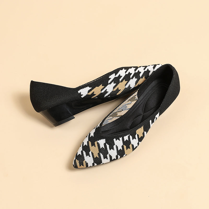 Pointed knit soft sole flat shoes