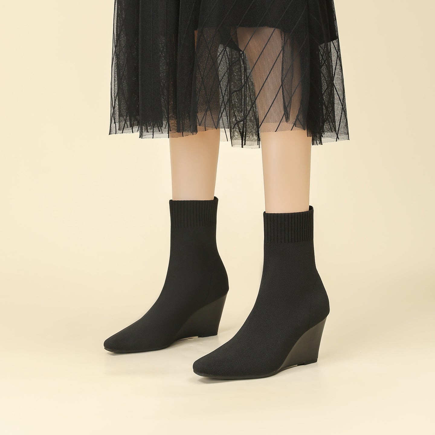 スクエアトゥウェッジショートブーツ