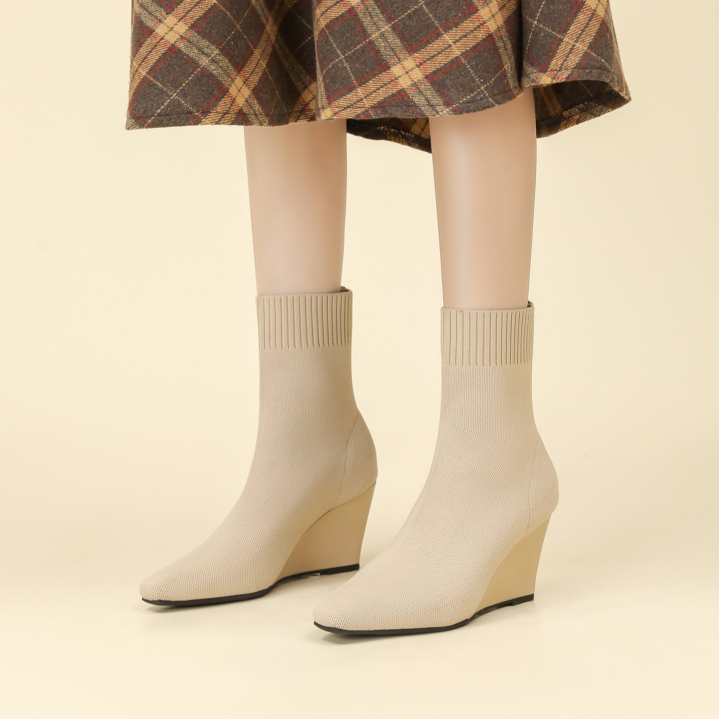 スクエアトゥウェッジショートブーツ